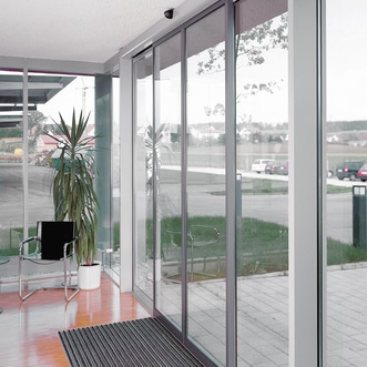portes-automatiques-coulissantes
